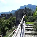 Paradiset Red Nest In Colletta * CASTELBIANCO
