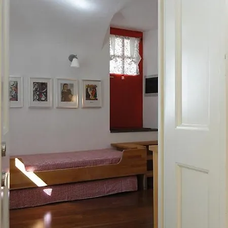 Paradiset Red Nest In * Colletta